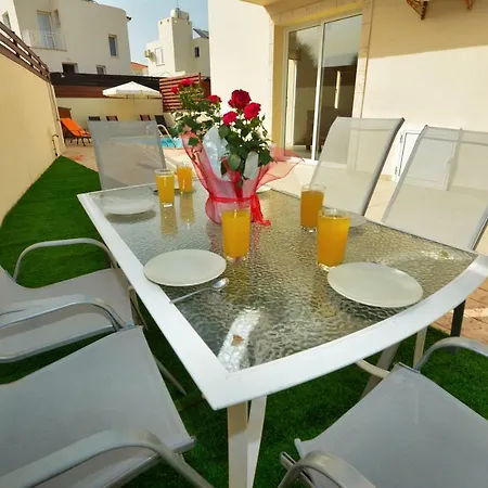 Melia * Protaras